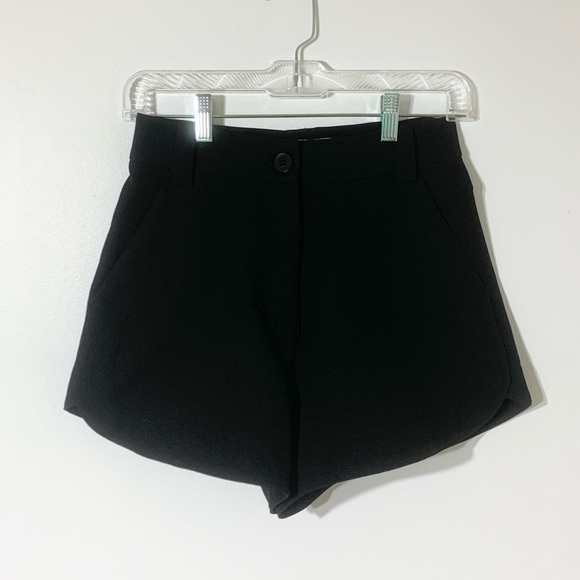 NWT black dress shorts - Picture 1 of 15